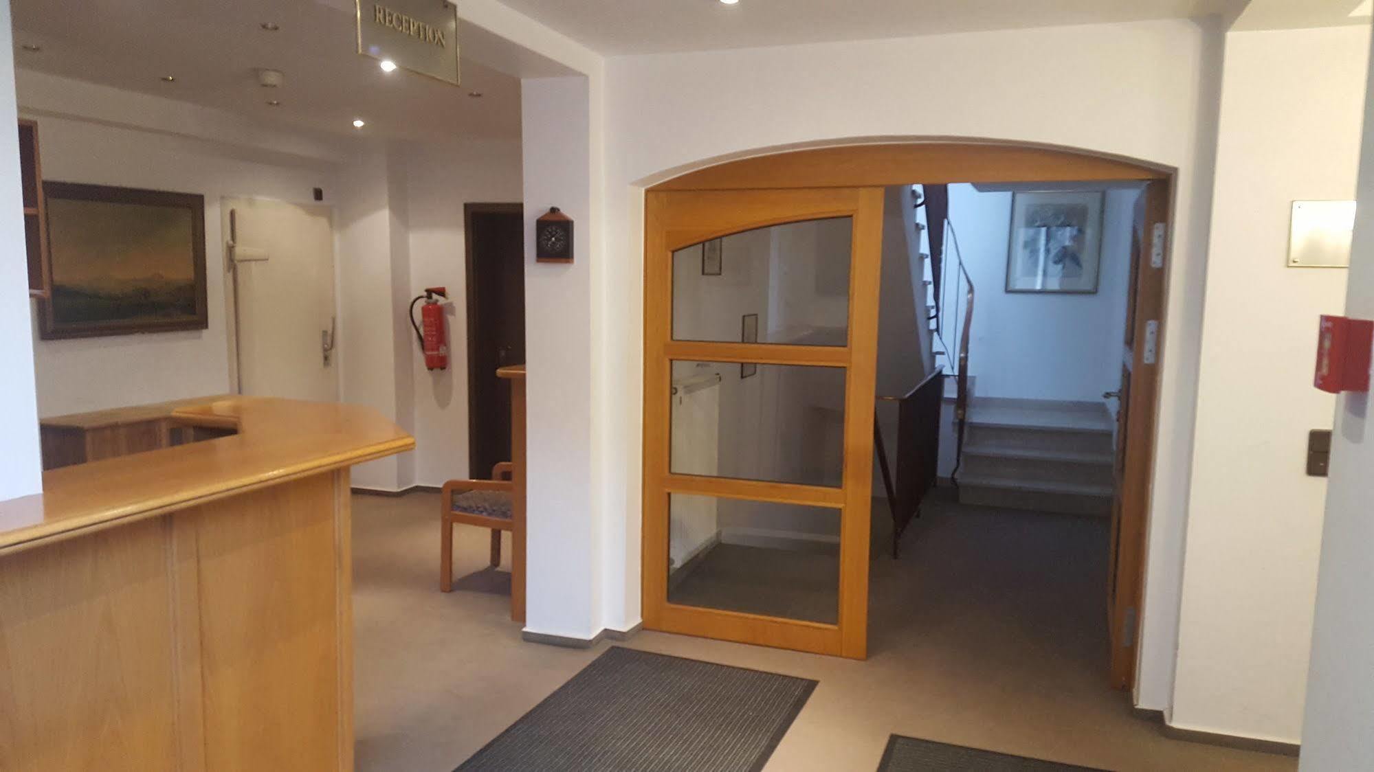 Hotel Alt Steinbach Steinbach im Taunus Zewnętrze zdjęcie